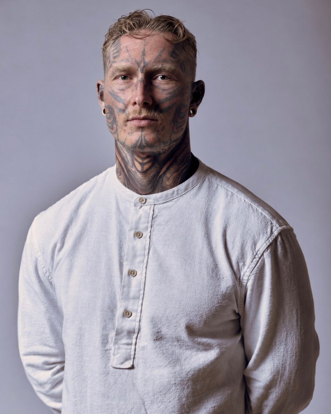 Portrait of tattoo artist Tristan Weigelt Portrait of Tristan Weigelt, fineline tattoo artist in Roskilde